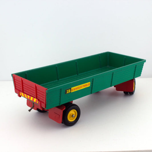 Britains 9558 8 - Wheeled Trailer, 1:32 Scale Farm Trailer in Near Mint Condition