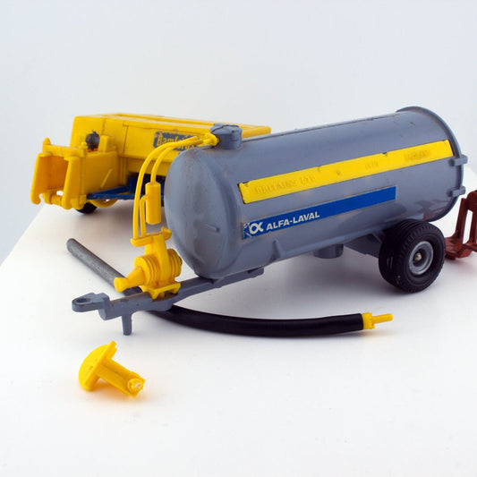 Britains Muledozer Baler& Tanker 1:32 Scale Farm Implements for Spares or Repair
