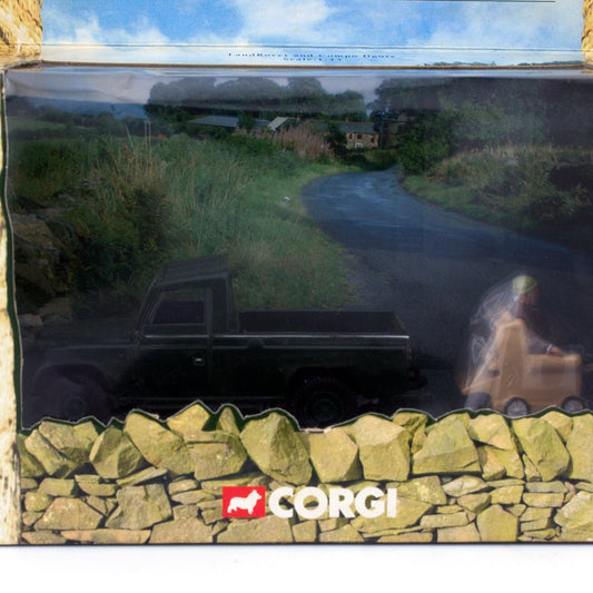Corgi CC07403 Land Rover Last of The Summer Wine TV Series Compo Figure Boxed