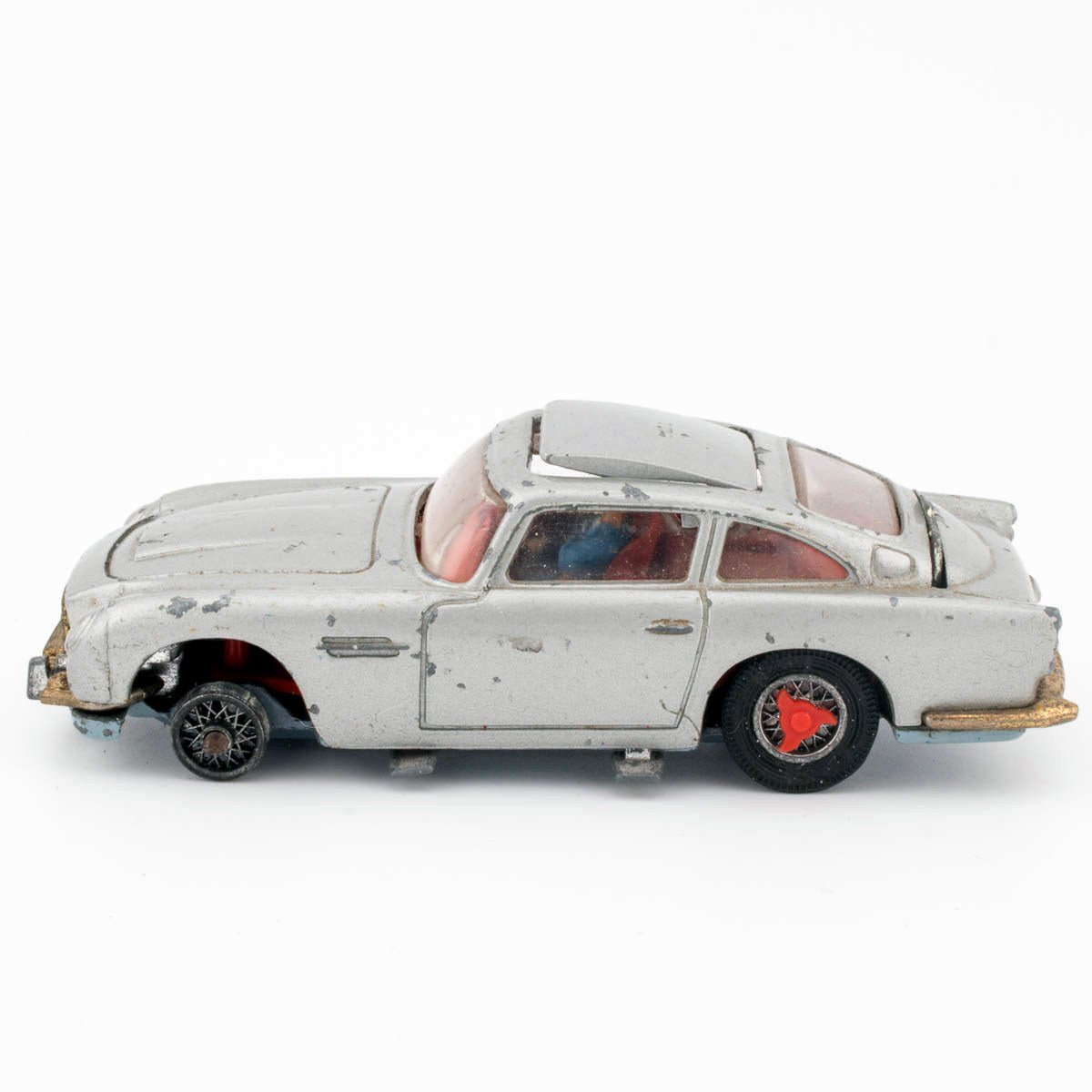 Corgi Toys 270 JAMES BOND ASTON MARTIN DB5, Excellent Condition Diecast Vehicle - DT Collectable Toys
