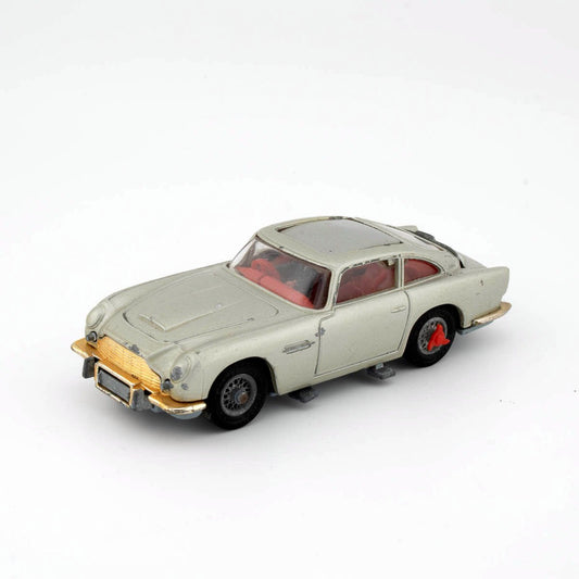 Corgi Toys 270 JAMES BOND ASTON MARTIN DB5, Excellent+ Condition Diecast Vehicle - DT Collectable Toys