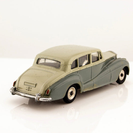 Dinky Toys 150 Rolls Royce Silver Wraith Excellent Vintage Restored Diecast Car