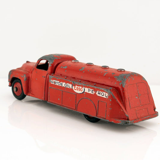 Dinky Toys 30p/442 Esso Studebaker Petrol Tanker Very Good Vintage Diecast Model