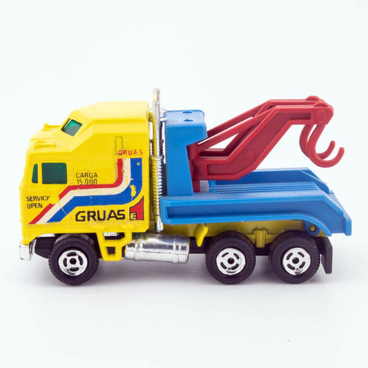 Guisval 1984 Kenworth K100 No.75 WRECKER TRUCK MIB 1/64th Scale Diecast Model - DT Collectable Toys