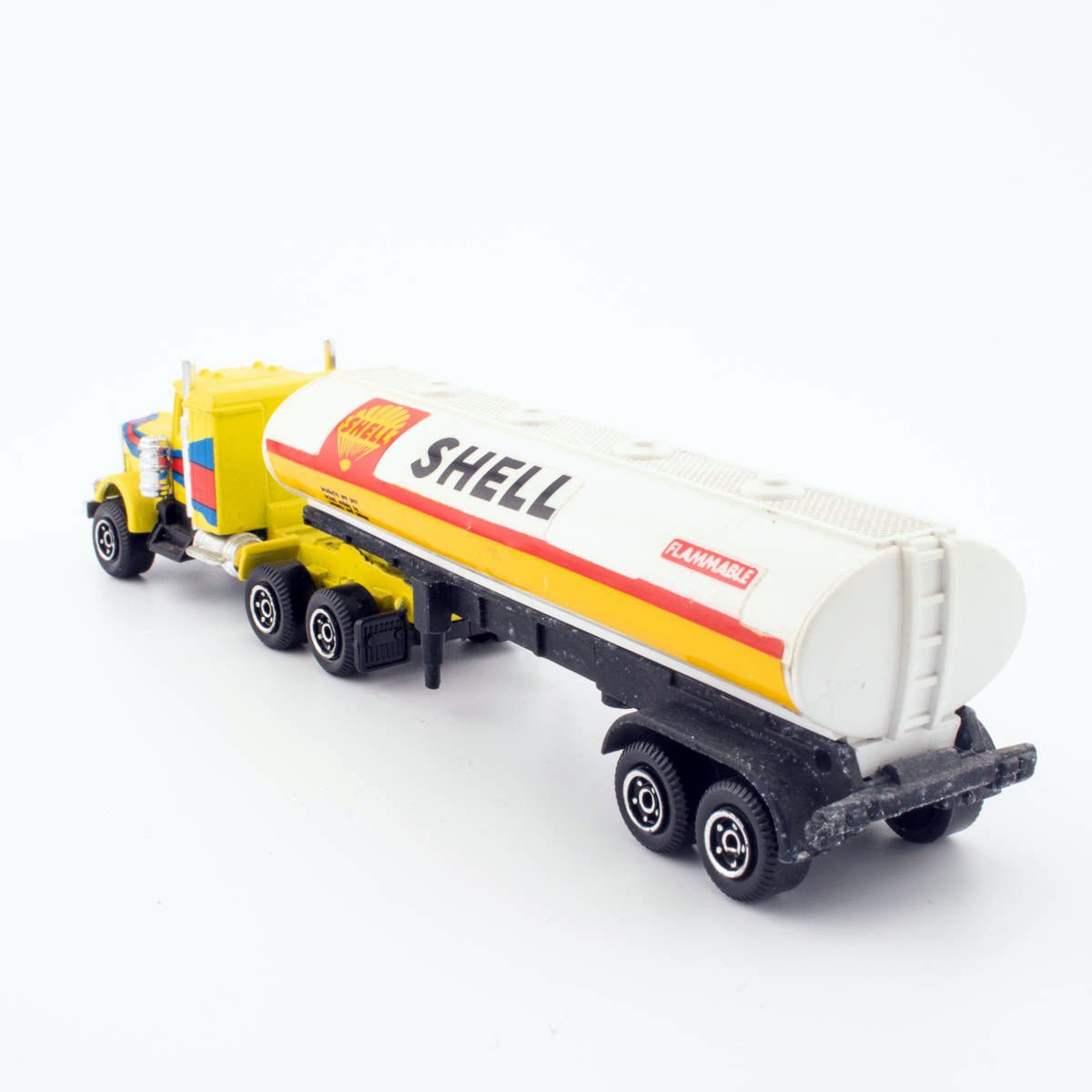 Guisval 1985 Kenworth W900 No.664 SHELL TANKER MIB 1/64th Scale Diecast Model - DT Collectable Toys