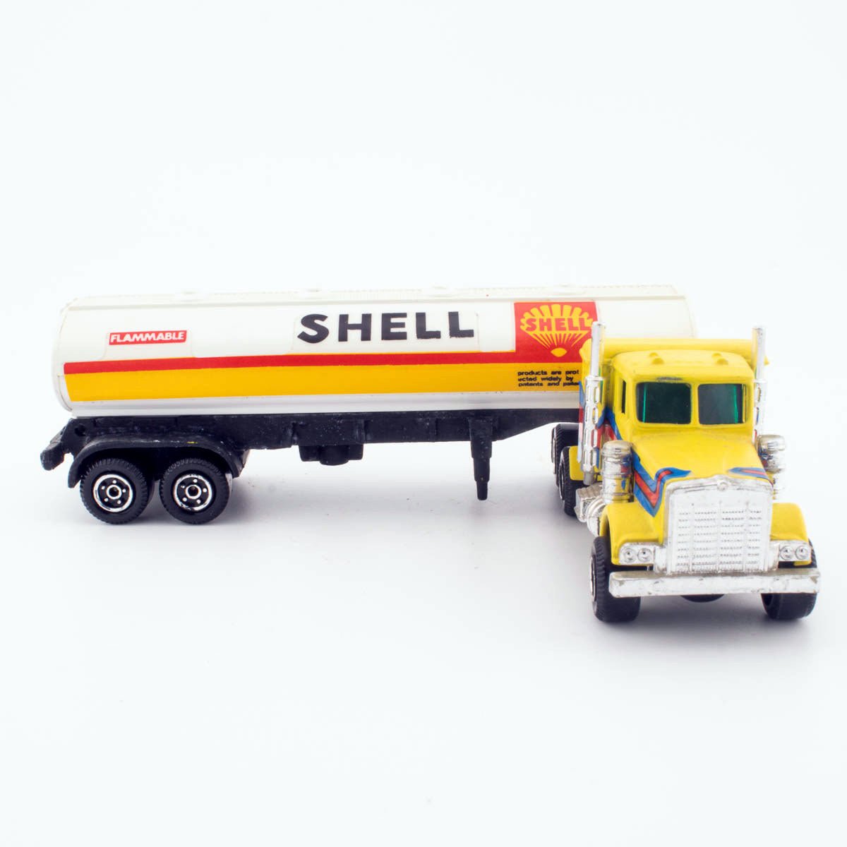 Guisval 1985 Kenworth W900 No.664 SHELL TANKER MIB 1/64th Scale Diecast Model - DT Collectable Toys