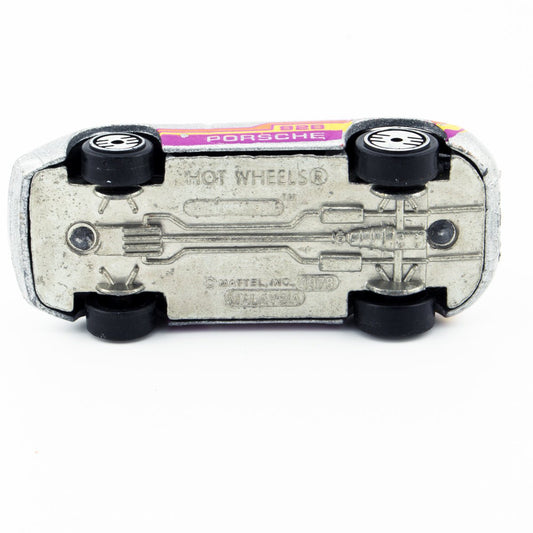 Hot Wheels Mainline Nightstreaker Porsche 928 Ultra Hots 1/64 Scale 1987 Vintage - DT Collectable Toys
