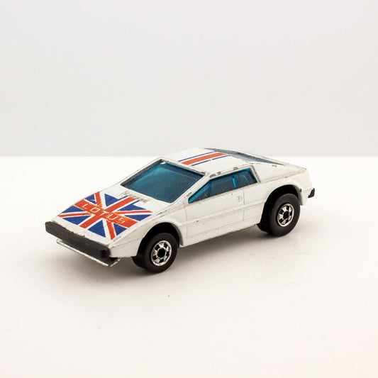 Hot Wheels ROYAL FLASH 1:64 Scale Lotus Esprit, No COO Country Removed Excellent