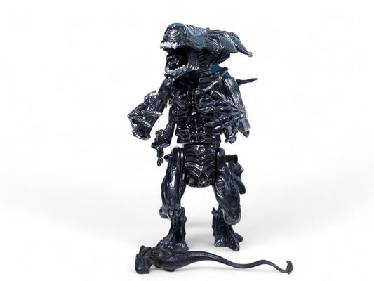 Kenner Aliens 1992 Alien Queen with Deadly Chest Hatchling Excellent Action Figure