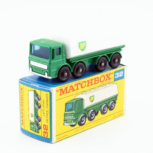 Lesney Matchbox Series No 32c Leyland Petrol Tanker BPW NMIB 1/64 Vintage 1968 - DT Collectable Toys