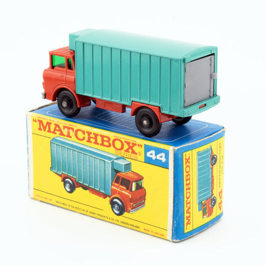 Lesney Matchbox Series No 44c GMC Refrigerator Truck BPW NMIB 1/64 Vintage 1967 - DT Collectable Toys