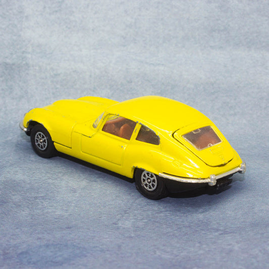 Original Vintage Corgi Whizzwheels 374 Jaguar E-Type 2+2 V12