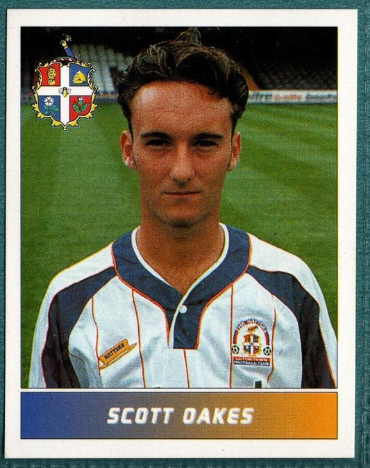 Panini Sticker Scott Oakes Luton Town No.121
