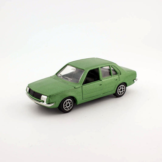 Solido 1318 1/43 Scale Renault 18, Near Mint Condition Diecast Model