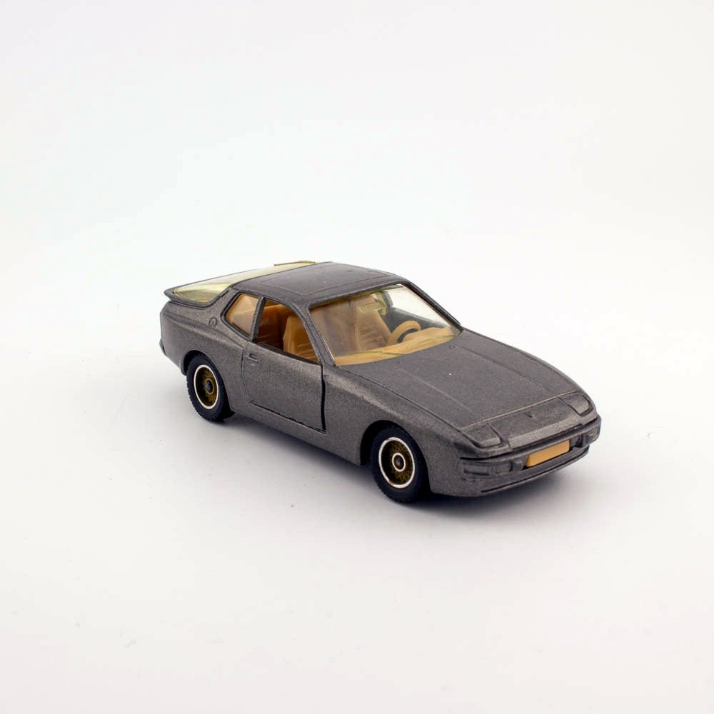 Solido 1348 1/43 Scale Porsche 944, Excellent Condition Diecast Model Picture 5