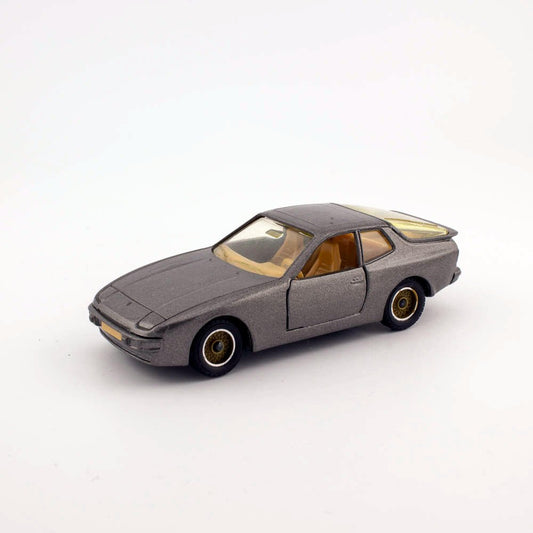 Solido 1348 1/43 Scale Porsche 944, Excellent Condition Diecast Model