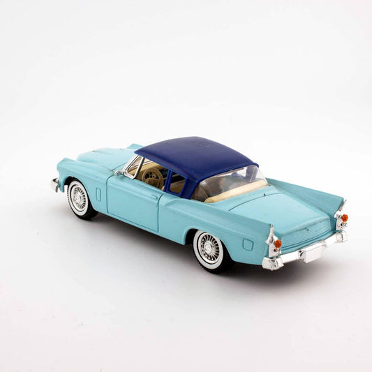 Solido Age d'or 4521 1/43 Scale Studebaker 1957 Silver Hawk, Near Mint Condition