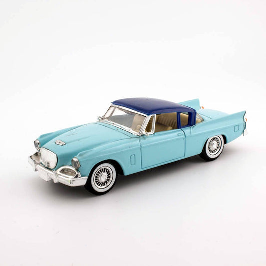 Solido Age d'or 4521 1/43 Scale Studebaker 1957 Silver Hawk, Near Mint Condition