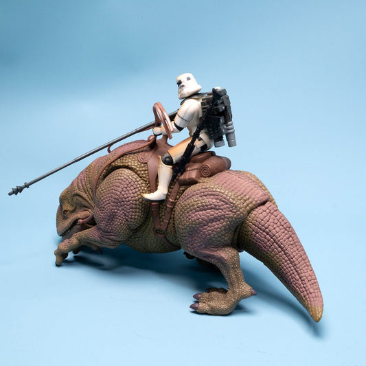 Star Wars POTF2 DEWBACK and SANDTROOPER 1997 Kenner Action Figure Set Excellent - DT Collectable Toys