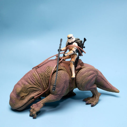 Star Wars POTF2 DEWBACK and SANDTROOPER 1997 Kenner Action Figure Set Excellent - DT Collectable Toys