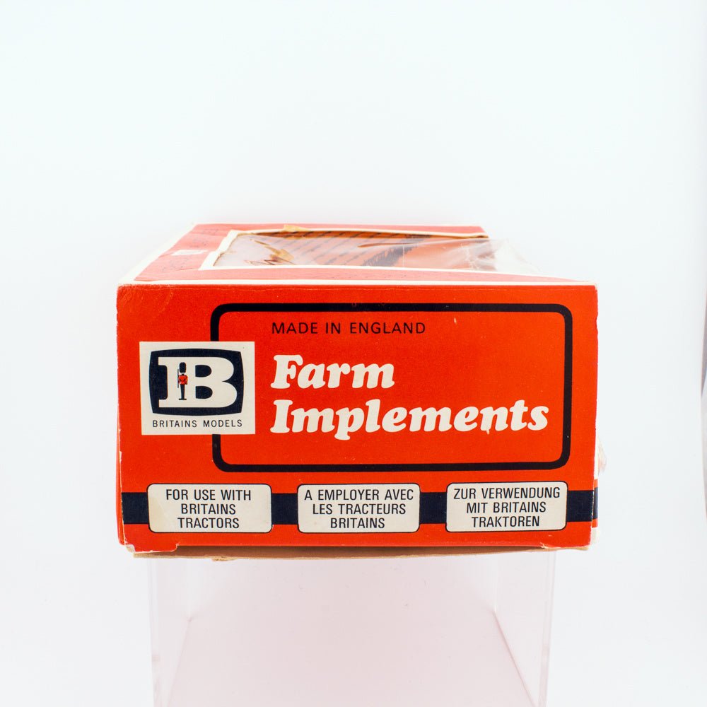 Vintage Britains 9546 Ploughs Set, 1:32 Scale, Farm Implemenmt Mint & Boxed Picture 4